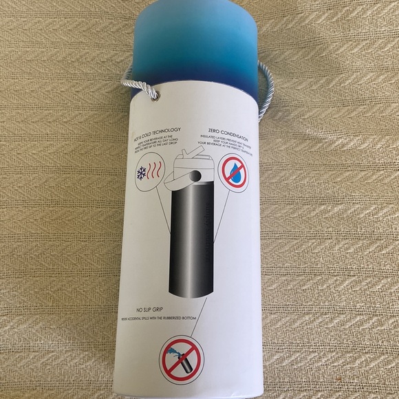 Nwt Simply Southern ombre water bottle. 22 oz. - Picture 7 of 12